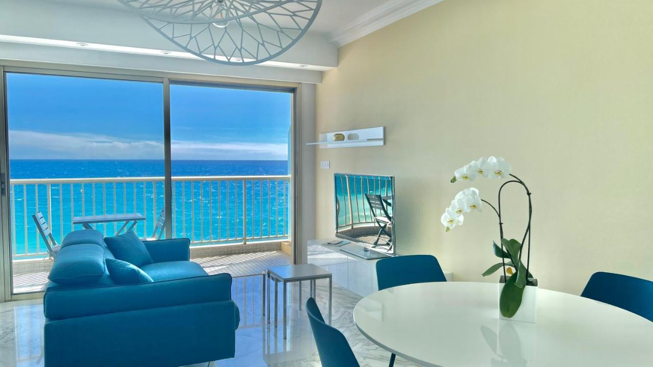 Seaviews By Jenni Menton, La Suite, Superbe Front De Mer, Top Emplacement Avec Terrasse Et Parking! Bagian luar foto