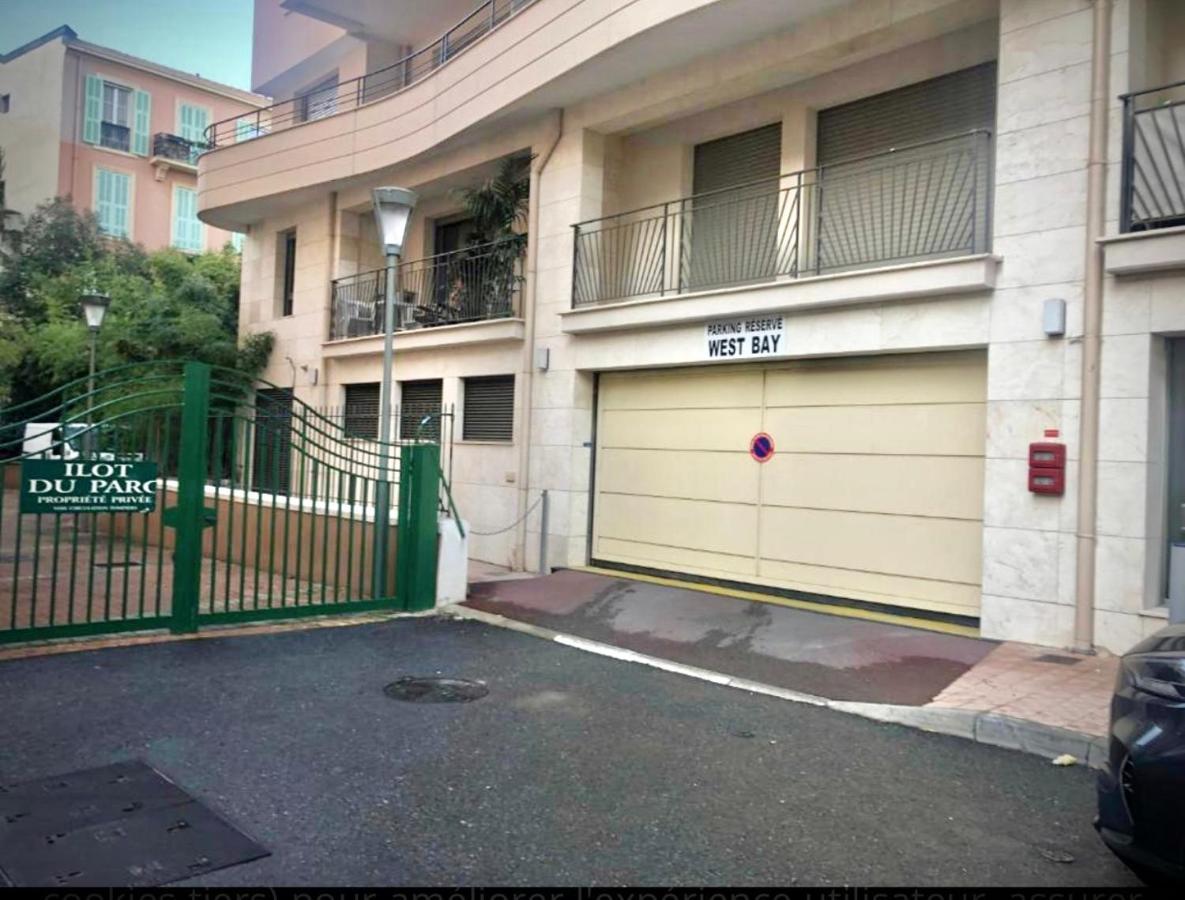 Seaviews By Jenni Menton, La Suite, Superbe Front De Mer, Top Emplacement Avec Terrasse Et Parking! Bagian luar foto